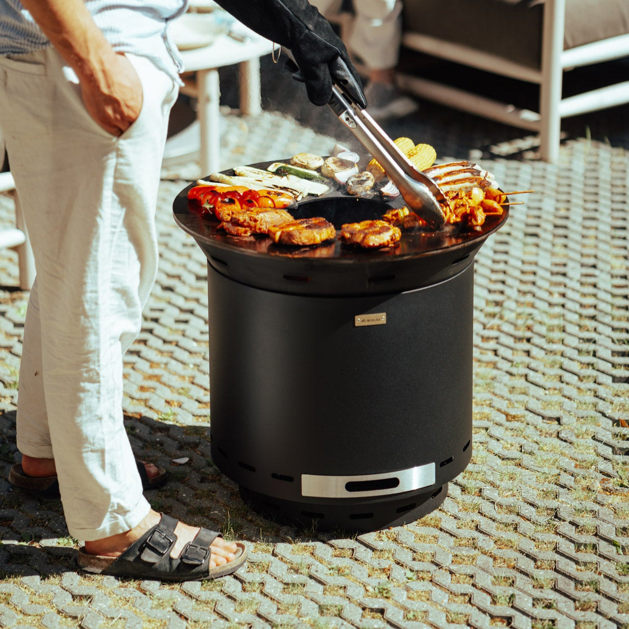 Sæt: Skara + ildpladegrill + låg
