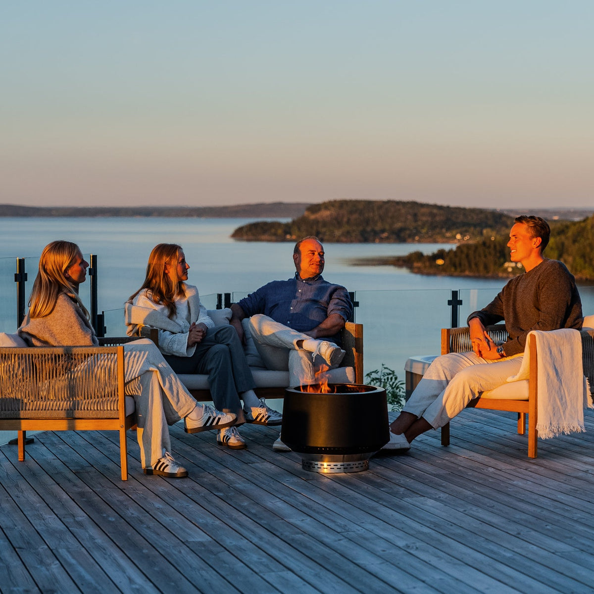 Sæt: Juna + låg
